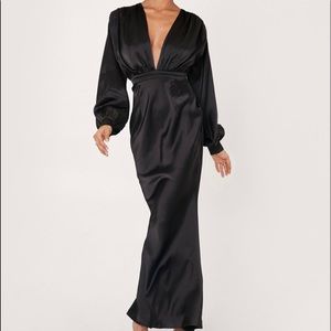 Gorgeous form fitting black nasty gal dress brand new only tried on!